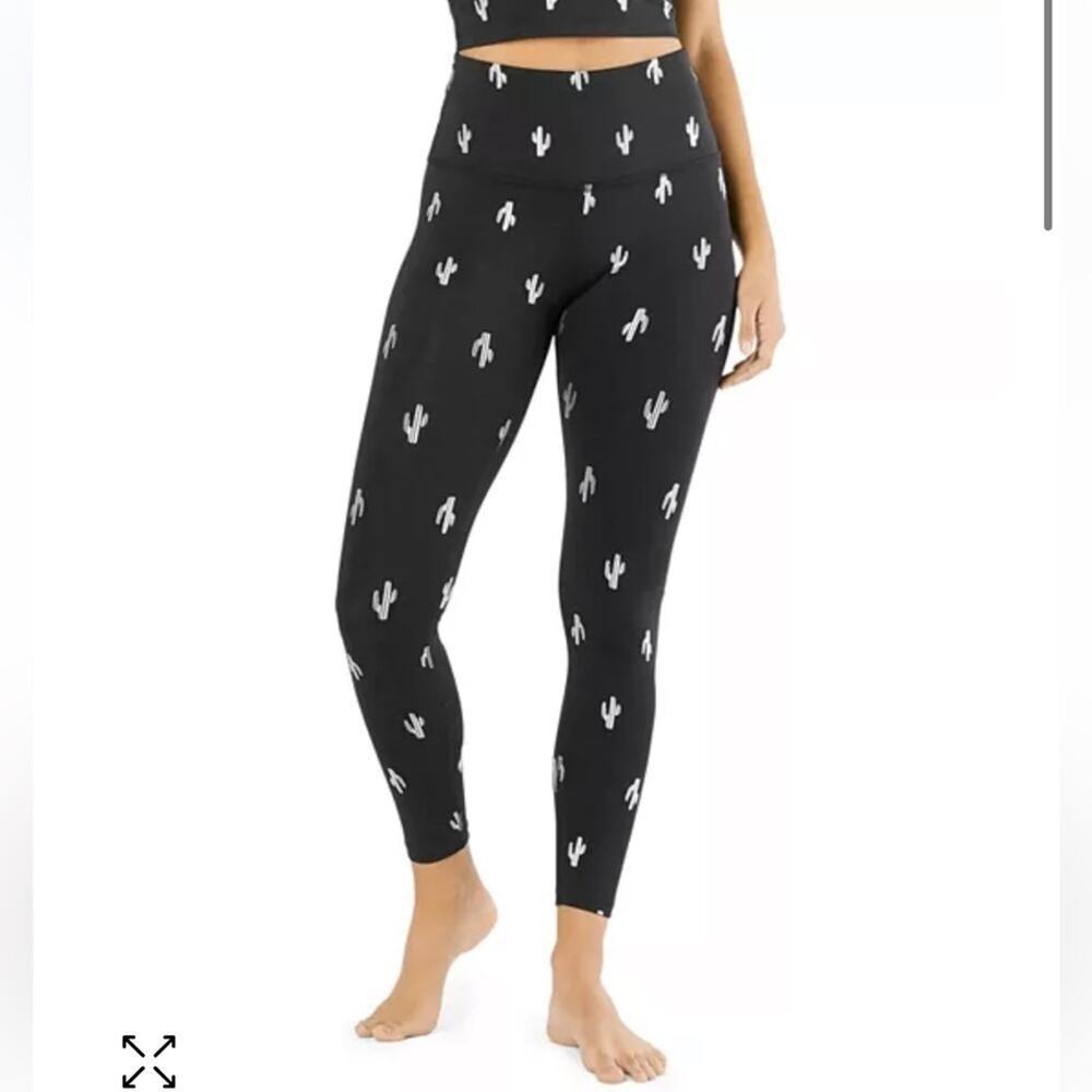 Beyond Yoga
Cactus Print High Waist Leggings